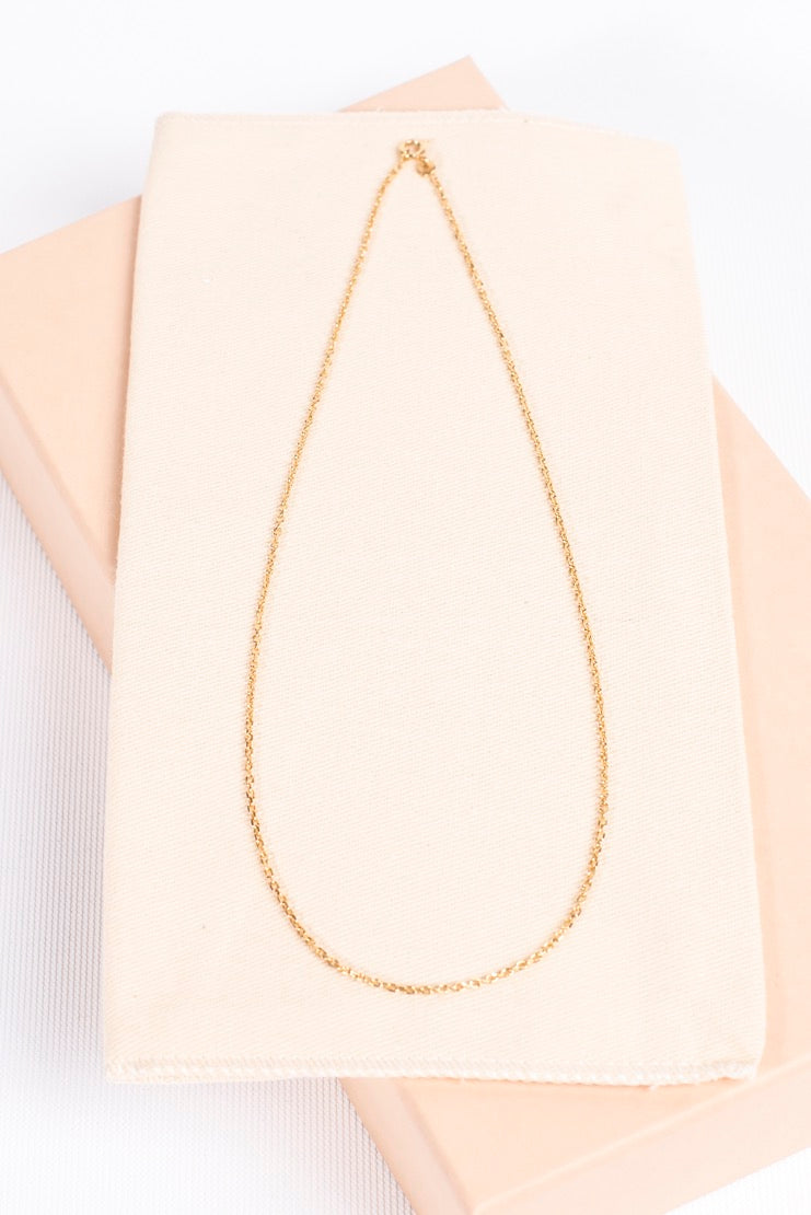 MARIE MADELEINE | Pendentif croix de Camargue en PLAQUÉ OR | LE CODE SOPHIA