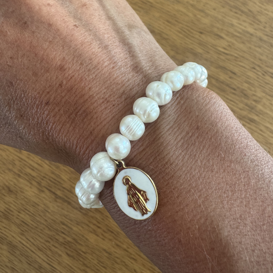 Bracelet Luna en perles d'eau douce & médaille miraculeuse