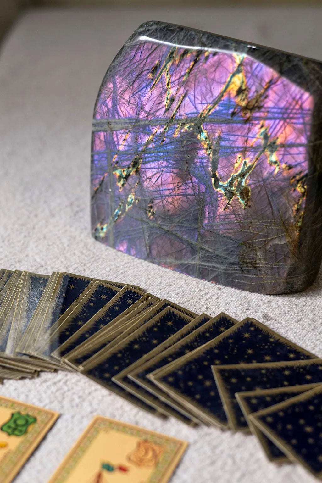 Labradorite violette de Madagascar - vue 3