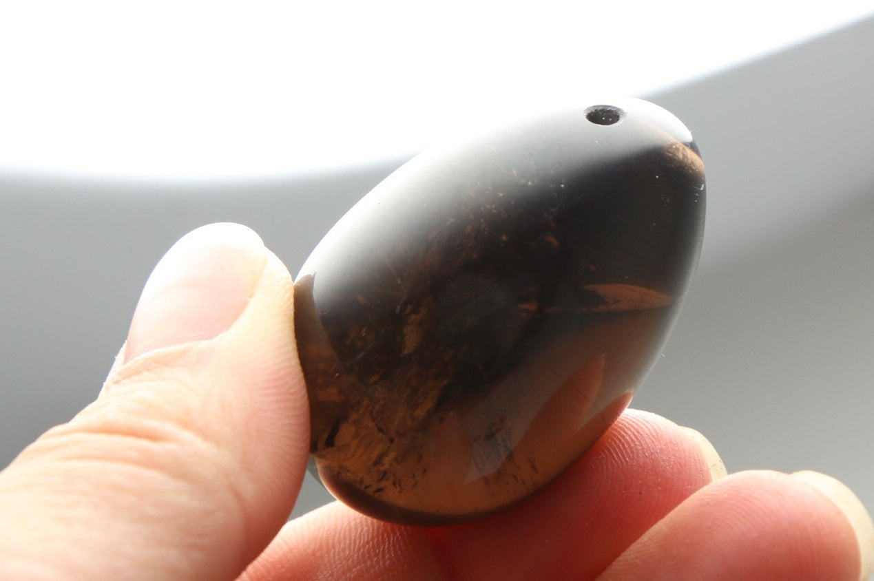 Précommande - Kit complet Oeuf de Yoni Quartz Fumé PETIT PERCÉ, pierre de l’enracinement et de la stabilité, Les Oeufs de Lilou